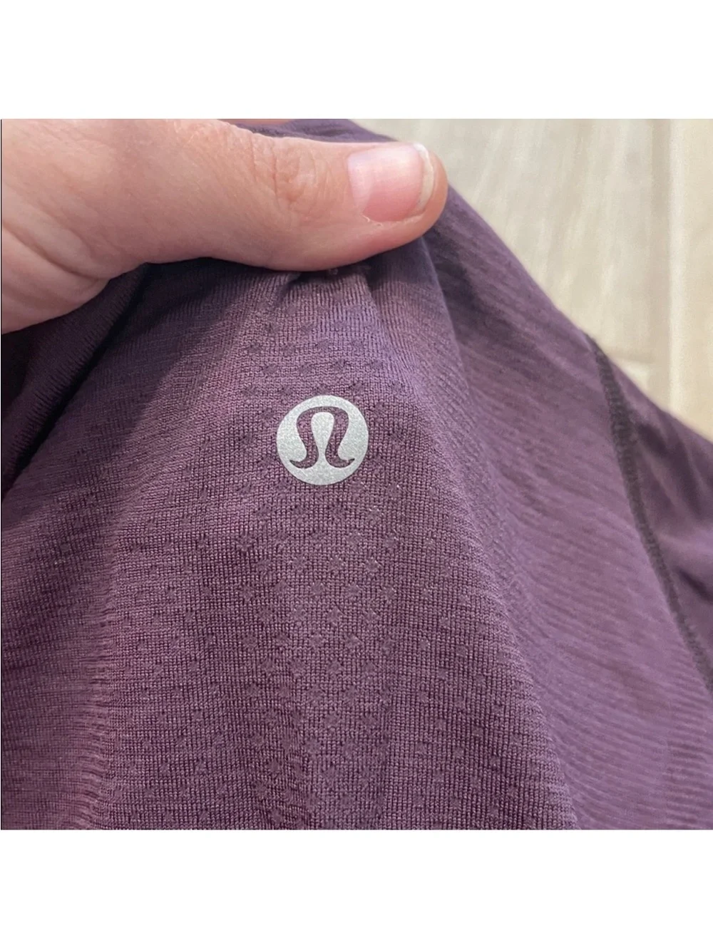 Lululemon Swiftly Tech Short Sleeve Shirt 2.0 *Hip Grape Thistle Sz 6